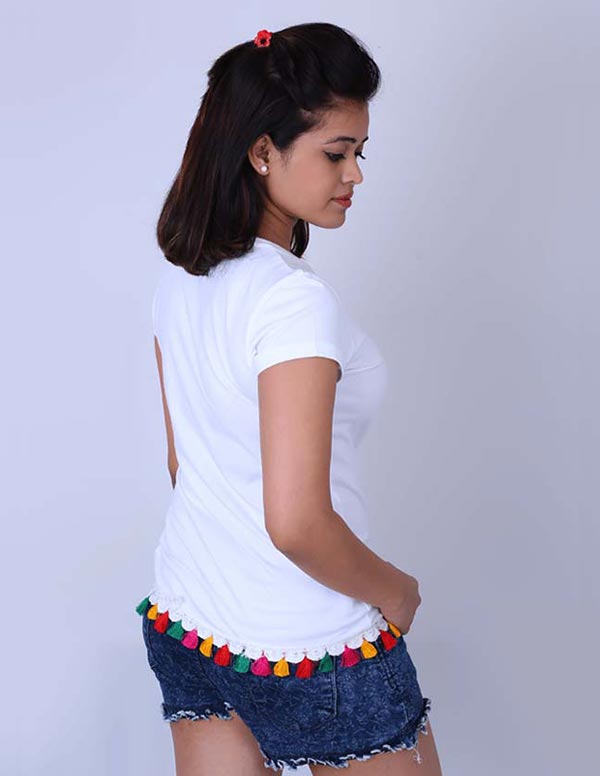 T-Shirt-with-Tassels-and-LEDs